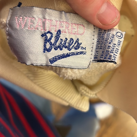 Vintage 80s Collared Sweatshirt - Picture 8 of 8